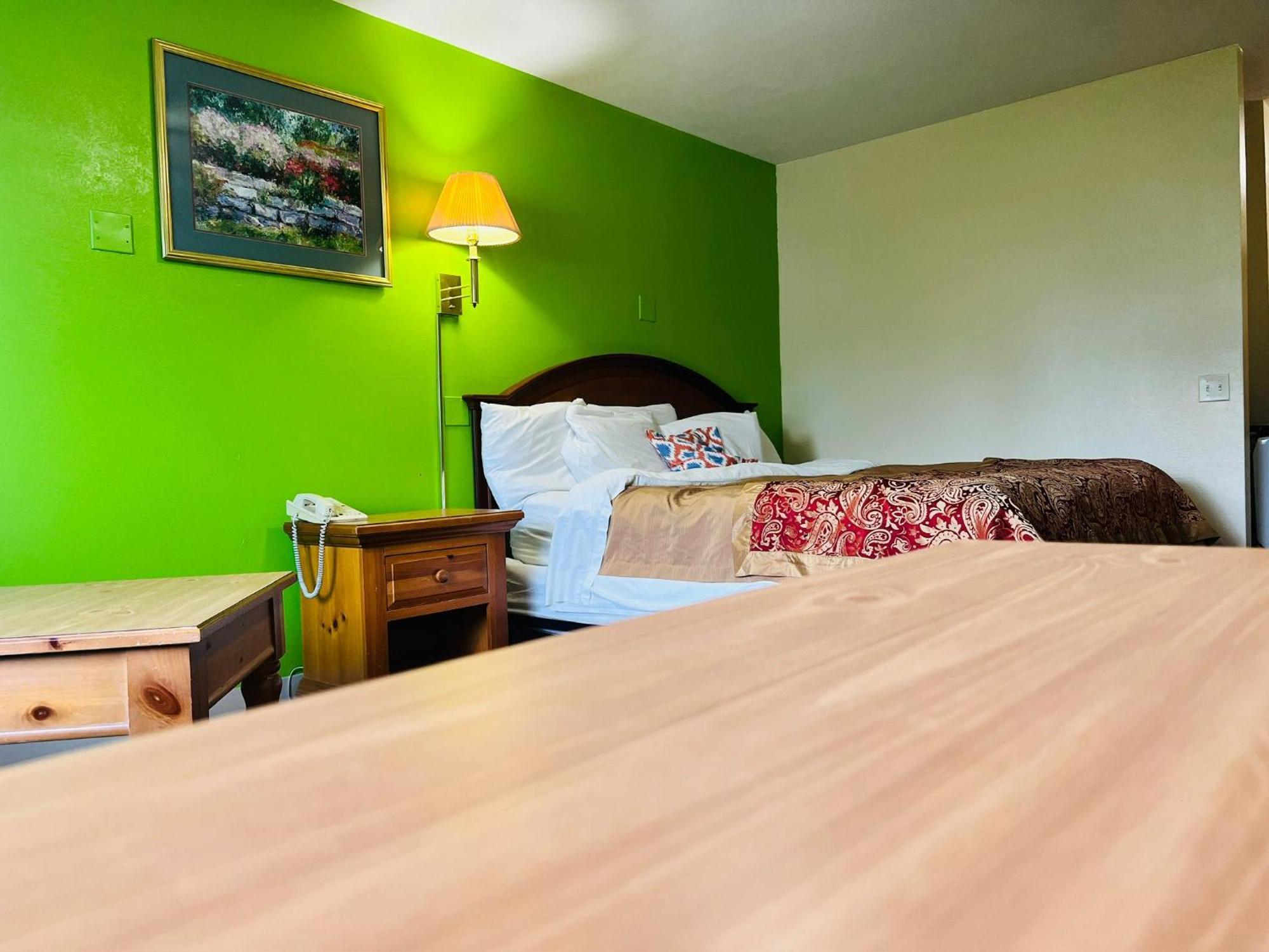 Villa Inn Motel Near Hwy 12 Wi Capital O Fort Atkinson ภายนอก รูปภาพ