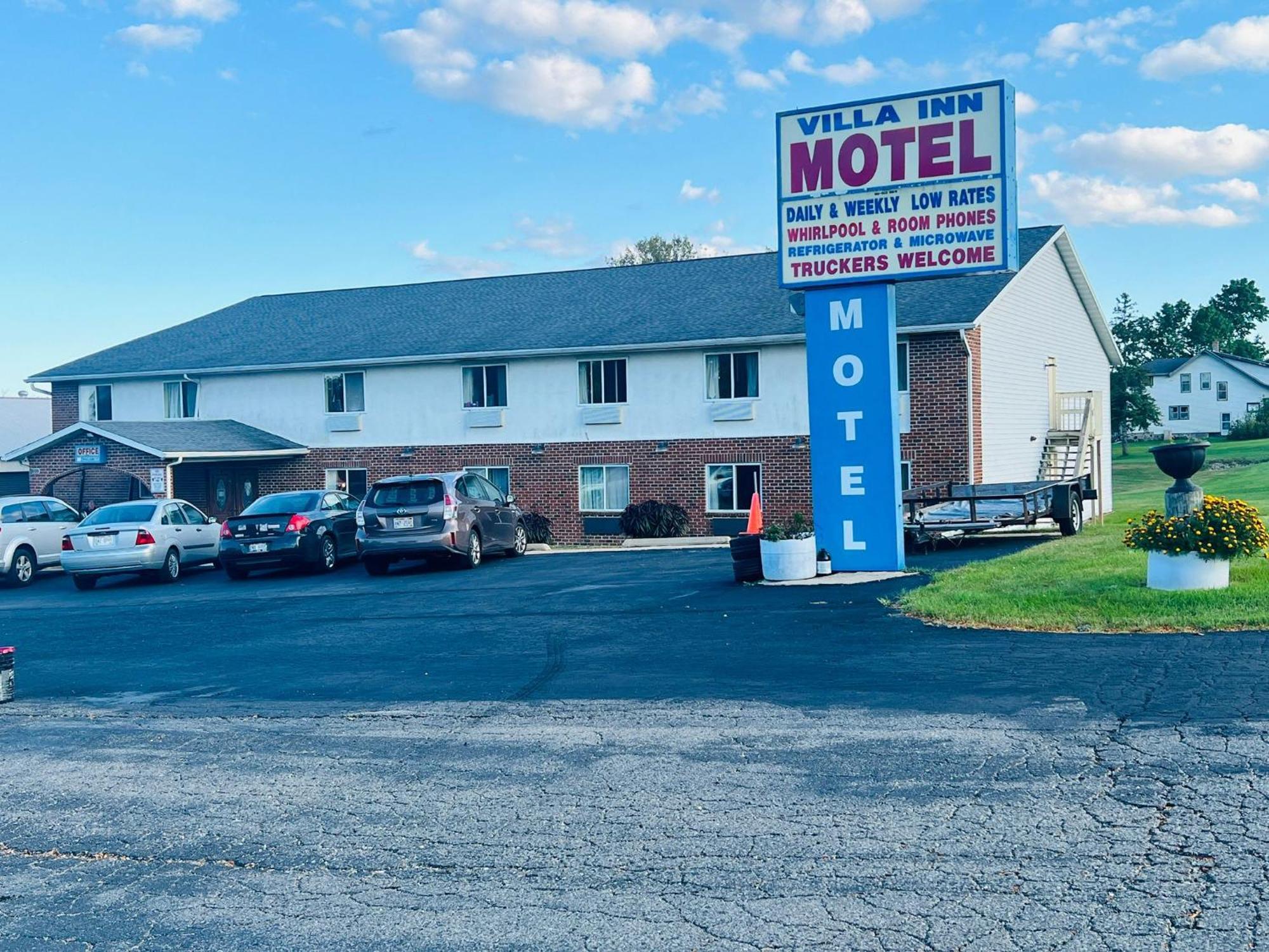 Villa Inn Motel Near Hwy 12 Wi Capital O Fort Atkinson ภายนอก รูปภาพ