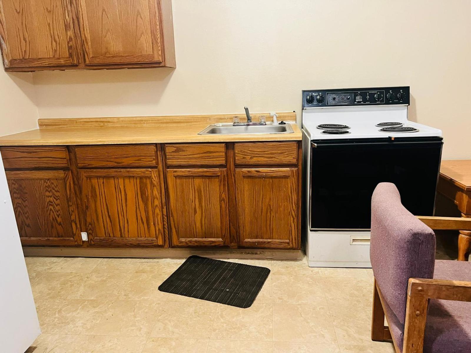 Villa Inn Motel Near Hwy 12 Wi Capital O Fort Atkinson ภายนอก รูปภาพ