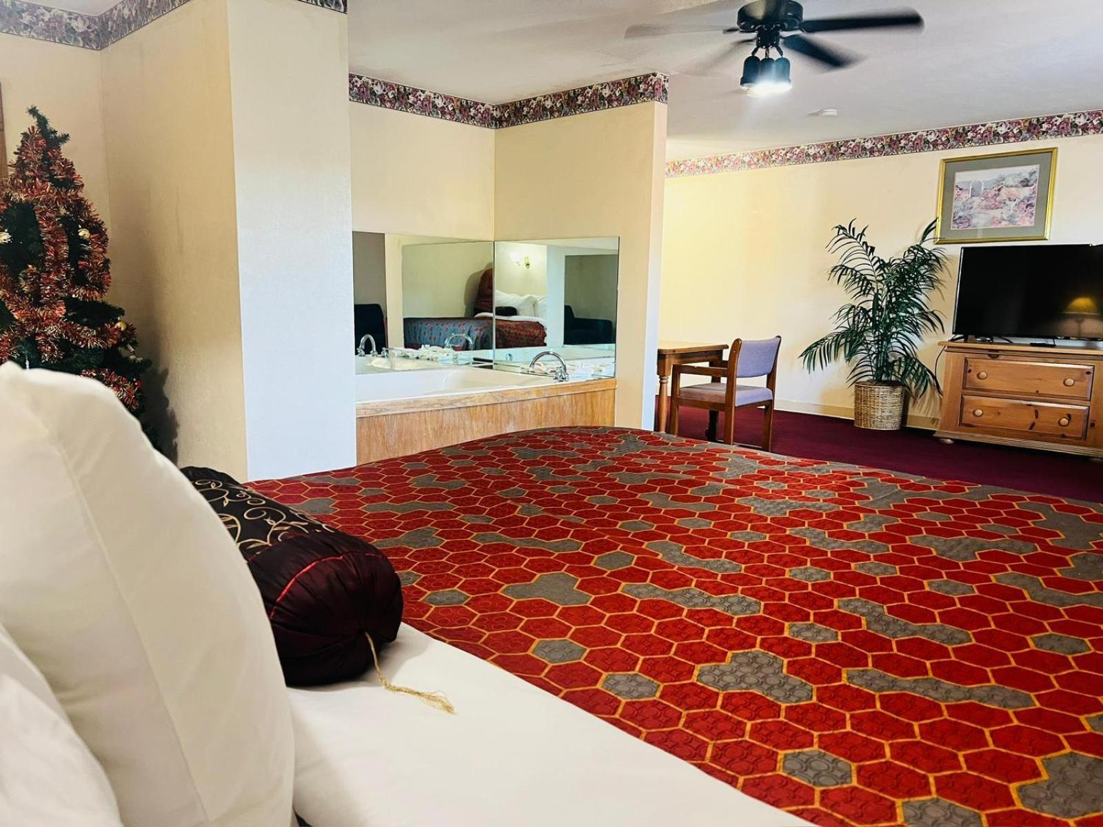 Villa Inn Motel Near Hwy 12 Wi Capital O Fort Atkinson ภายนอก รูปภาพ